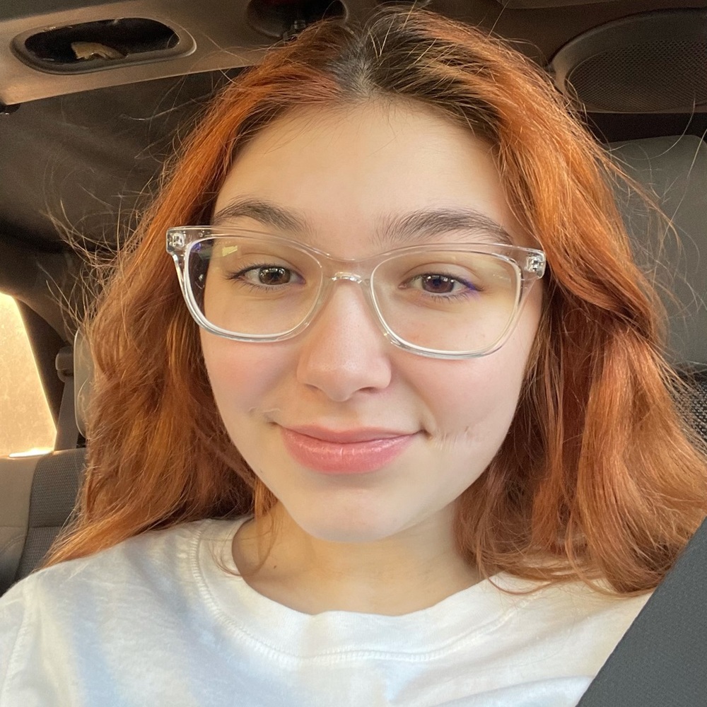 Meet your Posher, Mena